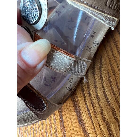 Taos Prize slide sandals, leather, 3 strap adjustable, women's size 7 - Picture 6 of 10